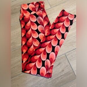 Lularoe Valentine’s Day leggings OS